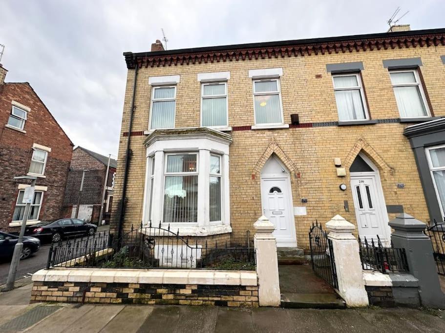 The Kop Villa Liverpool Exterior foto